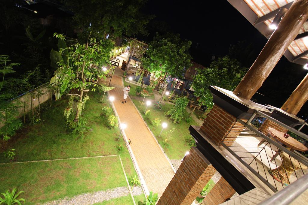Hotel Above The Sea Maesariang Mae Sariang Exterior foto