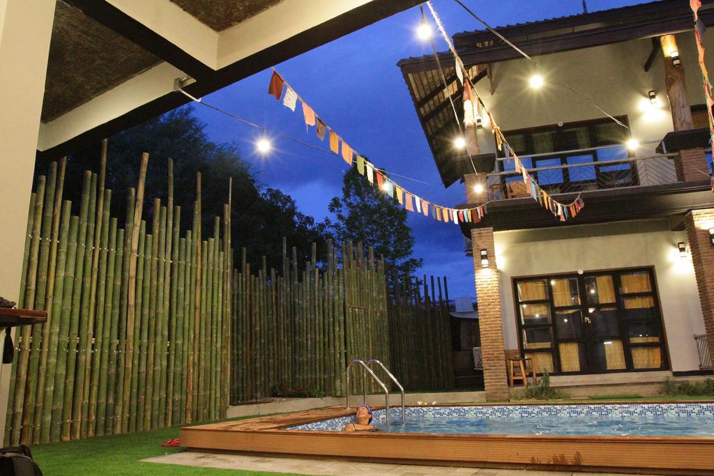 Hotel Above The Sea Maesariang Mae Sariang Exterior foto