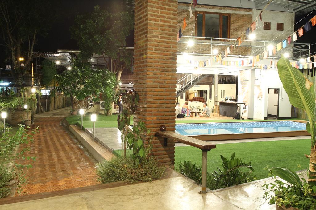 Hotel Above The Sea Maesariang Mae Sariang Exterior foto