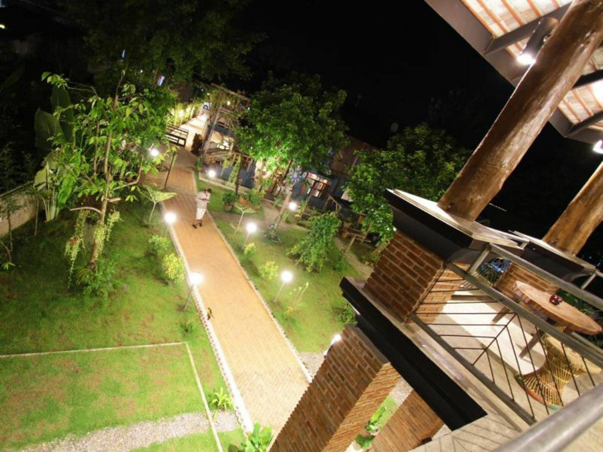 Hotel Above The Sea Maesariang Mae Sariang Exterior foto