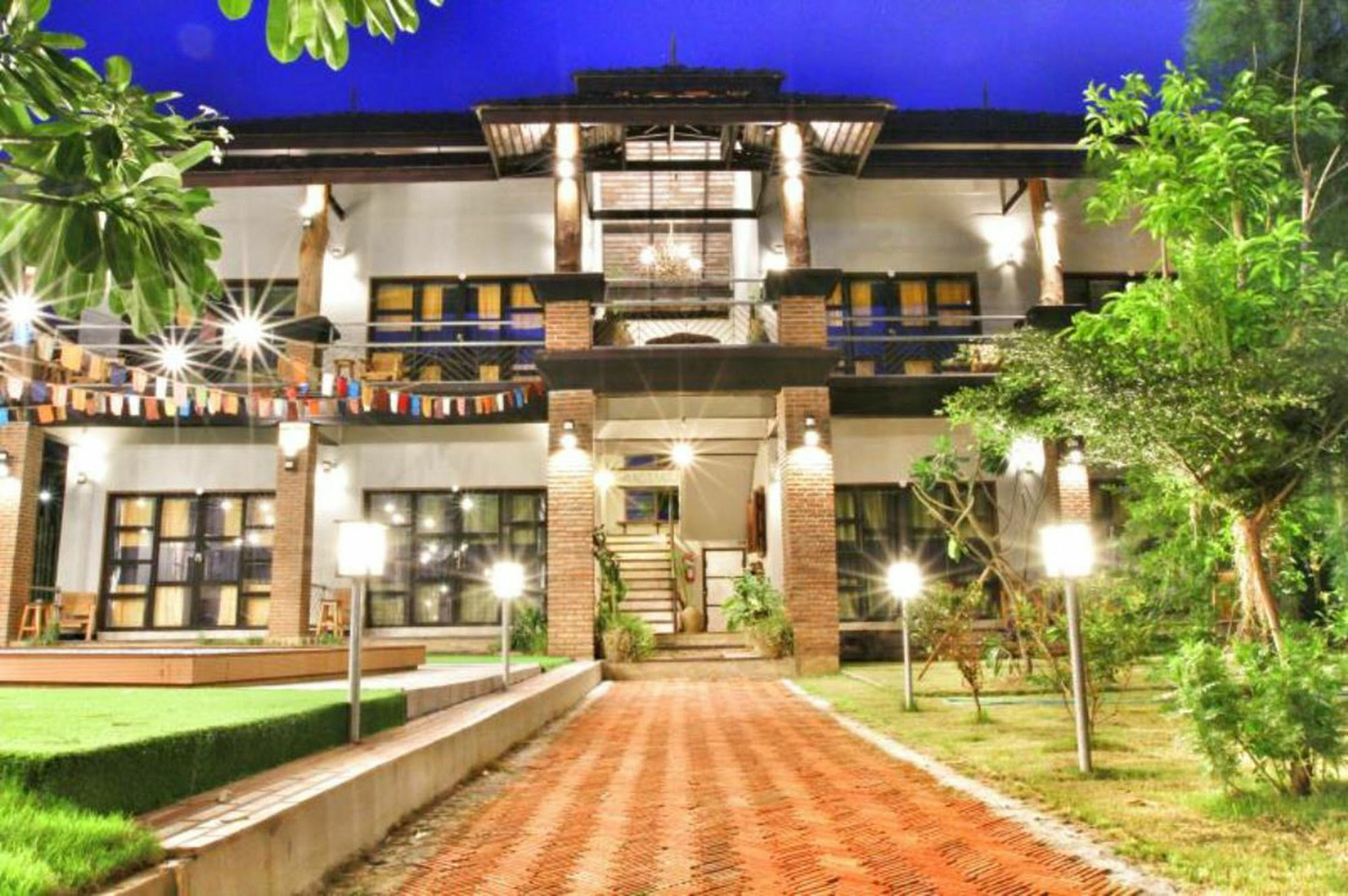 Hotel Above The Sea Maesariang Mae Sariang Exterior foto