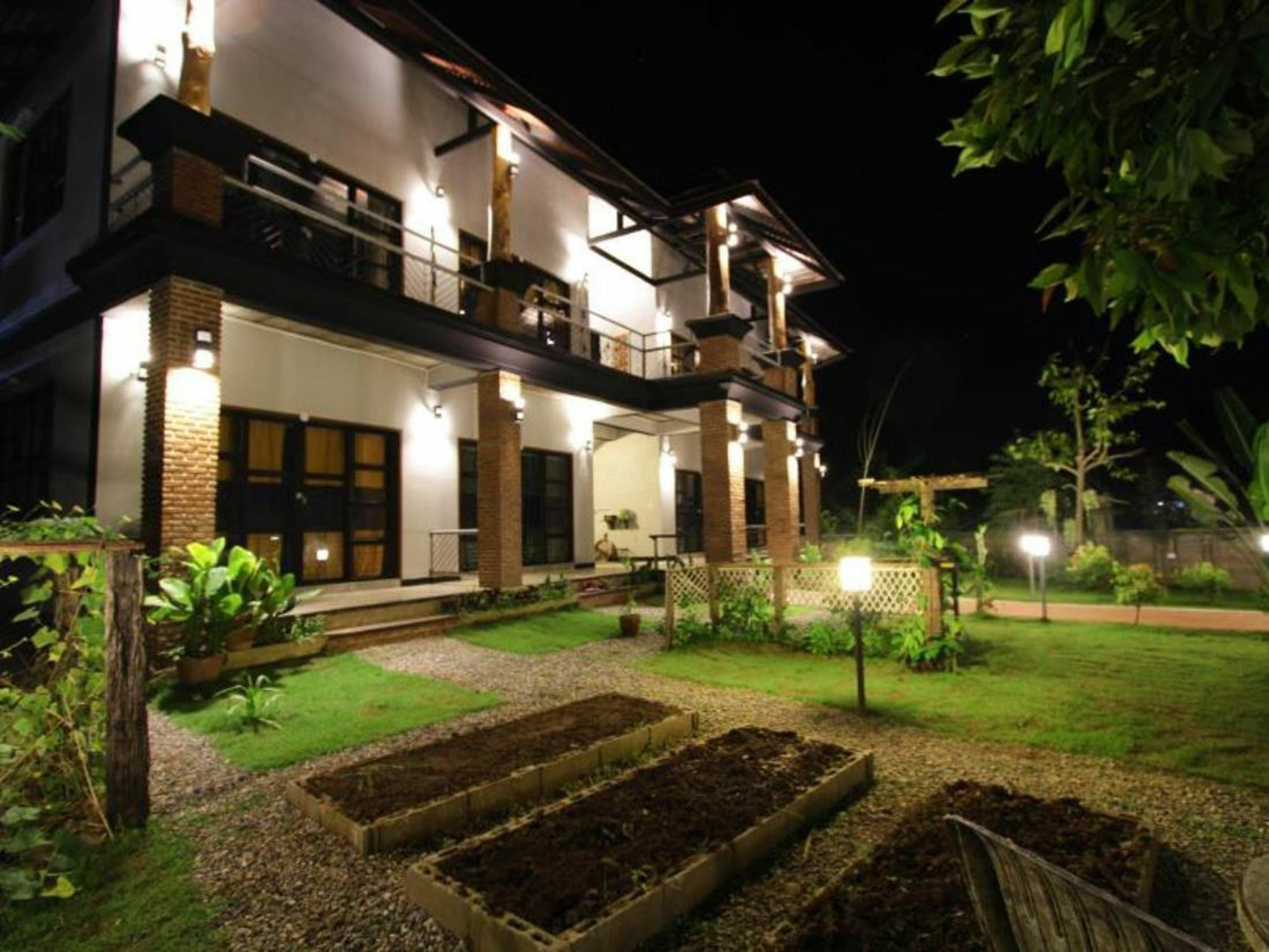 Hotel Above The Sea Maesariang Mae Sariang Exterior foto